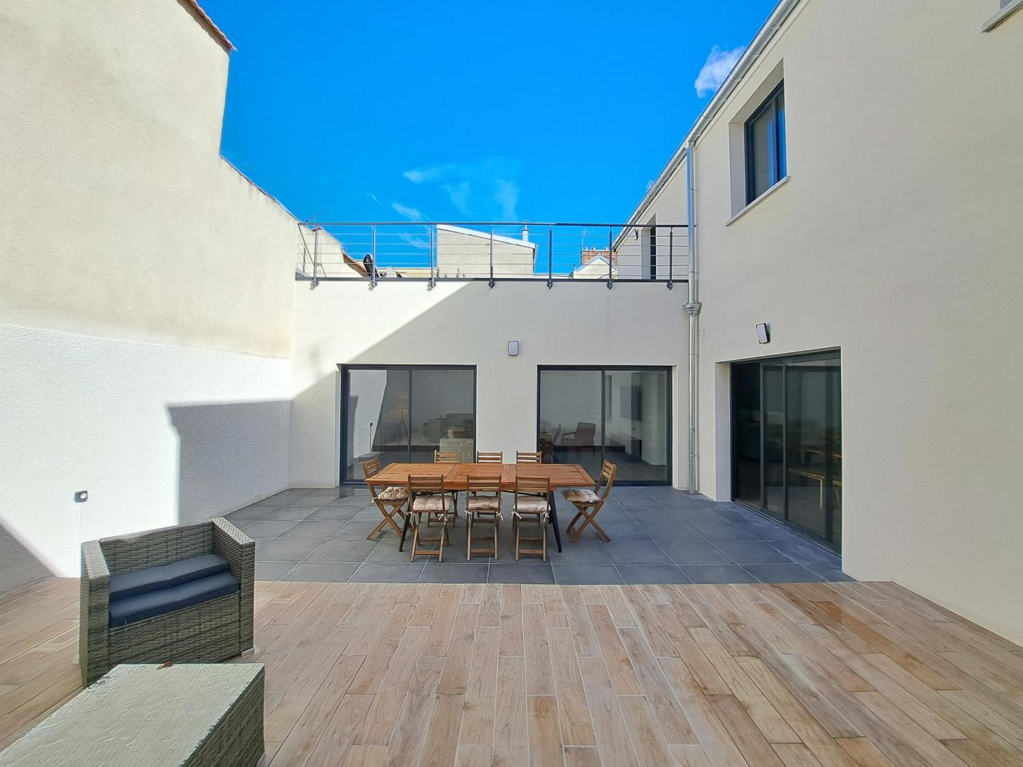 Abu Dhabi, Magnifique Maison Reims Buitenkant foto